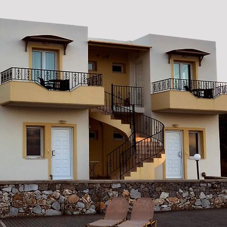 Panos Village Maláxa Exterior photo